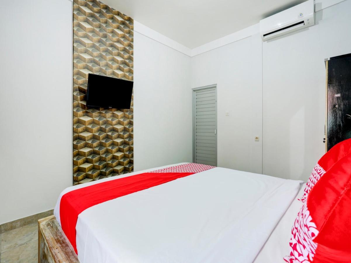 Oyo Flagship 90756 Melasti Hills Room & Cafe Ungasan Εξωτερικό φωτογραφία